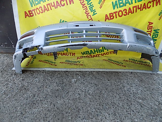 бампер на NISSAN BLUEBIRD