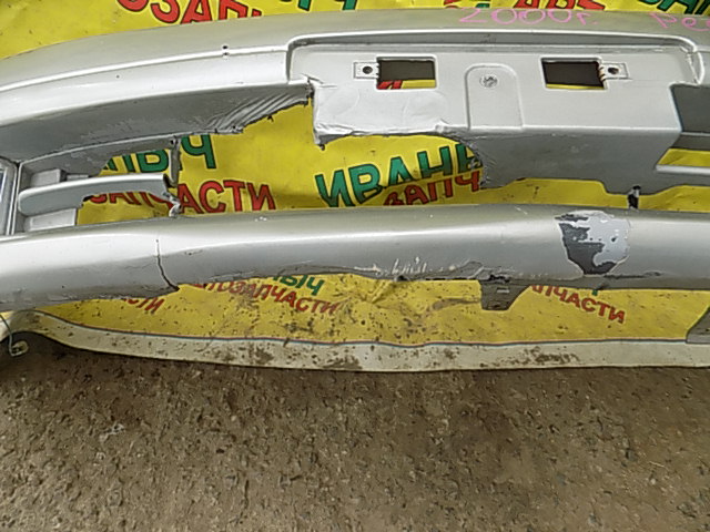 бампер на TOYOTA CARINA